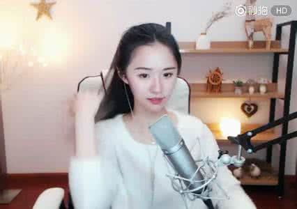 主播阿冷背景资料,从网络红人到直播一姐的蜕变之路