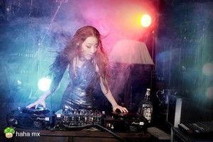 搞笑打碟图片,搞笑瞬间尽在打碟现场