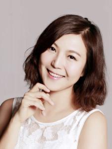 珠海 李嘉 女主播,闪耀荧屏的女主播传奇